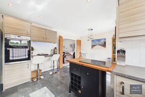 Photo 32- click for photo gallery